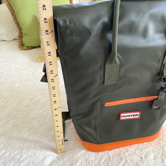 Hunter Target Roll Top Cooler Backpack Olive Green  Orange 20th Anniversary EUC - Picture 8 of 11